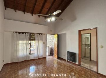 PH · 82m² · 3 Ambientes · 1 Cochera · Espectacular PH Al Frente en Planta Baja de 3 Ambientes con Patio y Galeria