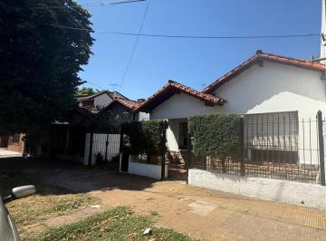 Casa · 120m² · 4 Ambientes · 1 Cochera · Venta Casa - en San Miguel