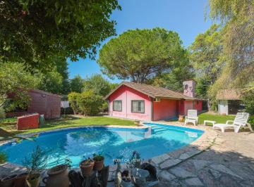 Casa · 185m² · 4 Ambientes · 2 Cocheras · Venta Casa 5 Ambientes C/ Jardín - Piscina - Quincho y Cochera - Pilar - Permuta y Financia!
