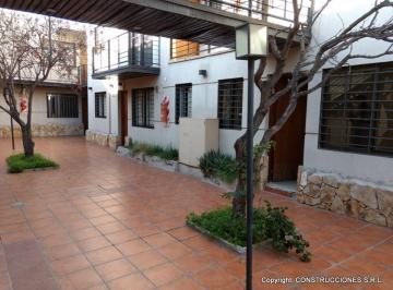 Departamento de 3 ambientes, Villa Nueva · Departamento en Alquiler C/ Cochera en Villa Nueva