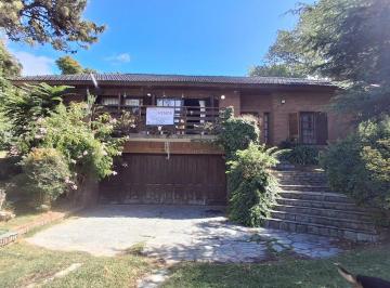 Casa · 733m² · Casa en Venta en Villa Gesell - Partido de La Costa