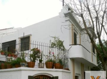 Casa · 170m² · 7 Ambientes · Casa en Venta - 5 Dorm. 2 Baños - Avellaneda