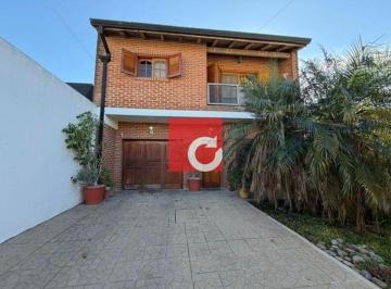 Casa de 4 ambientes, Berisso · Venta de Casa en 14 N 3670 E 159 y 160 - Berisso