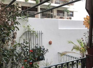 Departamento de 4 ambientes, Recoleta · Amplio Departamento con Patio Propio en Recoleta, Las Heras y Pueyrred