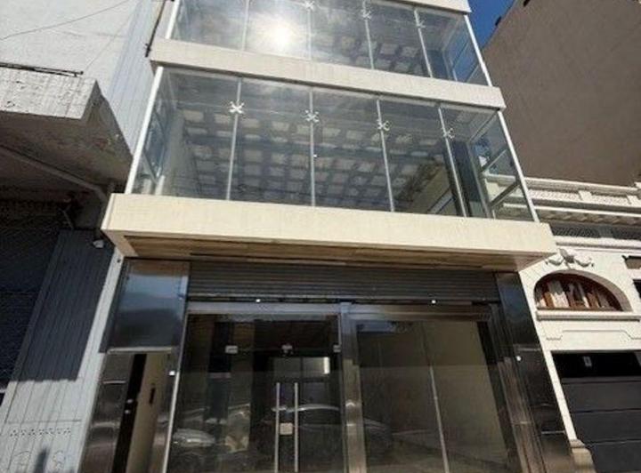 Edificio · 630m²