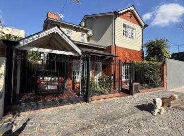 Casa · 200m² · 4 Ambientes · Casa en Venta Burzaco 4 Ambientes Apta Crédito