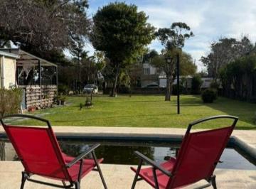 Casa · 101m² · 8 Ambientes · Se Vende Casa en Santa Tomé con Pileta