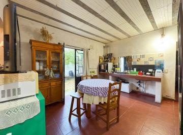 Casa · 180m² · 4 Ambientes · 1 Cochera · Casa + 3 Dorm + Patio + Tandil