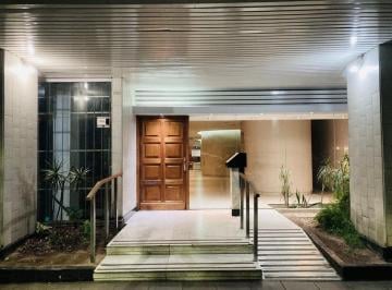 Departamento · 69m² · 4 Ambientes · Venta 4 Ambientes Monte Castro Piso Alto
