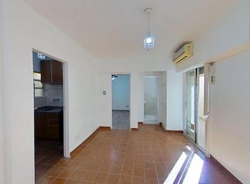 Departamento · 42m² · 2 Ambientes · Depto 2 Amb 49 m Tot, Patio, Lavadero, Patio Cerrado