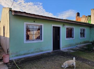 Casa · 89m² · 4 Ambientes · 1 Cochera · Venta Casa 4 Ambientes con Cochera en La Unión