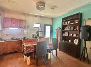 PH · 43m² · 3 Ambientes · PH 3 Ambientes con Patio en Alquiler Victoria
