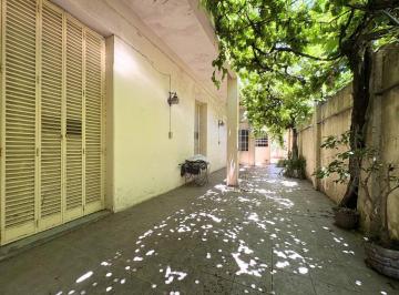 Casa · 238m² · 6 Ambientes · Casa Lote Propio a Reciclar en Villa Urquiza