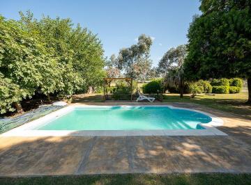 Casa · 66m² · 4 Ambientes · 1 Cochera · Casa en Venta en Oliveros Quincho Pileta Parrilla
