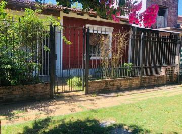 Casa · 55m² · 3 Ambientes · Casa en Venta 3 Ambientes en Almirante Brown