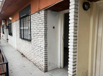 Departamento · 39m² · 2 Ambientes · Dpto 2 Amb Venta Ramos Mejia a Reciclar