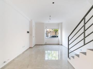 PH · 87m² · 4 Ambientes · Venta PH 4 Amb con Patio y Terraza en V. Sarsfield