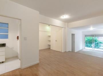 Departamento · 76m² · 3 Ambientes · Venta Depto 3 Amb. con Balcon Al Frente Recoleta