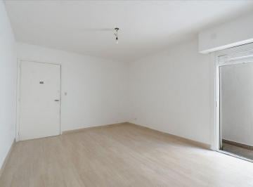 Departamento · 36m² · 2 Ambientes · Venta 2 Ambientes con Patio, Apto Credito