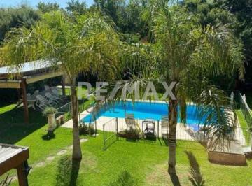 Casa · 186m² · 5 Ambientes · 3 Cocheras · Venta Casa 5 Amb Pileta Golfer´s C. C Pilar
