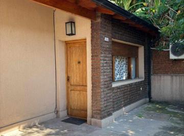 Casa · 87m² · 4 Ambientes · 1 Cochera · Venta Casa 4 Ambientes Cochera Quilmes Apto Cred