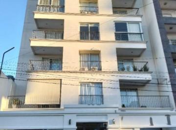 Departamento de 2 ambientes, Corrientes · Venta Amplio y Luminoso Departamento 1 Dormitorio - San Martín 432 - Barrio Camba Cua
