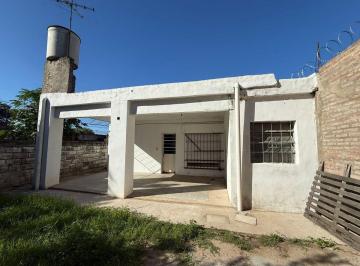 Casa · 100m² · 4 Ambientes · Casa Interna a La Venta en Pavon 1844