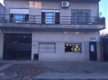 Casa · 163m² · 4 Ambientes · 1 Cochera · Venta Casa Multifamiliar a Refaccionar San Just0