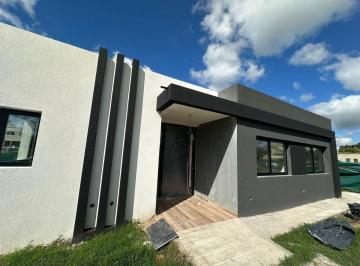 Casa · 156m² · 4 Ambientes · Venta Casa a Estrenar Santa Sofia 4 Ambientes