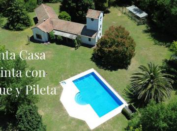 Casa · 188m² · 6 Ambientes · 2 Cocheras · Venta Casa Quinta Pileta Berazategui Apto Credito