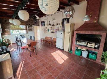 PH · 128m² · 5 Ambientes · Venta PH 3 Habitaciones Terraza Quincho. Barracas
