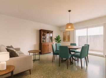 Departamento · 75m² · 3 Ambientes · Venta Depto 3 Amb con 2 Patios en Paternal