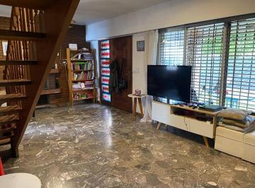 Casa · 182m² · 6 Ambientes · 1 Cochera · Martinez, Casa 6 Amb con Pileta a Refaccionar