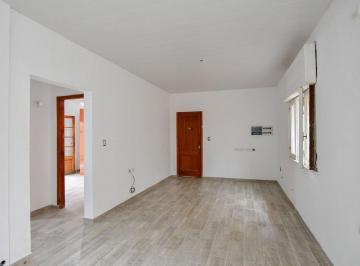 Departamento · 70m² · 3 Ambientes · Depto en Venta Pb de Dos Dorm. y Dos Patios