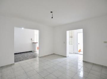 PH · 70m² · 3 Ambientes · PH en Pb de Dos Dorm. y Patio, Apto Banco