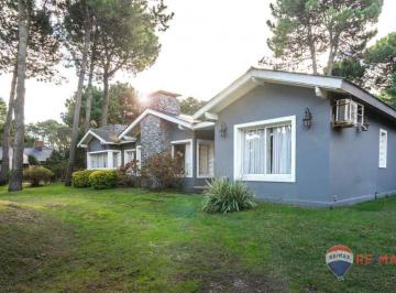 Casa · 189m² · 5 Ambientes · Venta Casa en Valeria del Mar
