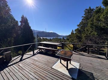Casa · 180m² · 5 Ambientes · 5 Cocheras · Hermosa Casa con Gran Parque y Vistas en Bariloche