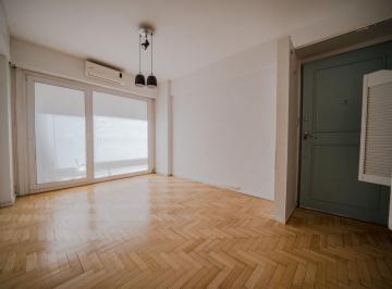 Departamento · 32m² · 2 Ambientes · Oportunidad 2 Ambs en Corazòn de Recoleta