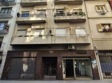 Local comercial · 70m² · Local en Venta en San Telmo con Sotano y Lavadero