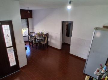 Casa · 67m² · 3 Ambientes · Venta de Casa 3 Ambientes en Merlo