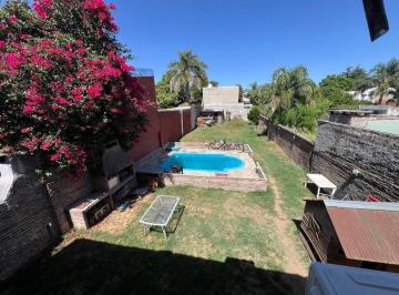 Casa · 140m² · 5 Ambientes · 2 Cocheras · Venta Casa 5 Amb con Pileta - Ituzaingo