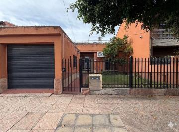 Casa · 112m² · 3 Ambientes · 1 Cochera · Venta Casa 3 Amb Cochera, A. Credito - Villa Adelina