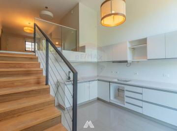 Departamento · 93m² · 3 Ambientes · 1 Cochera · Exclusivo Apartamento Triplex en La Casona - Town