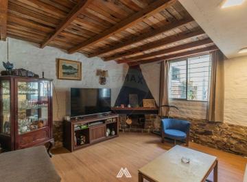 Casa · 80m² · 4 Ambientes · 1 Cochera · Venta Casa PH Goes 3 Dorm. Garaje