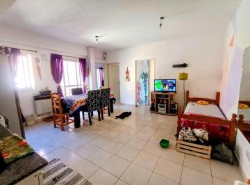 Departamento · 52m² · 3 Ambientes · Venta Depto 3 Amb Balcón Parque Avellaneda Caba