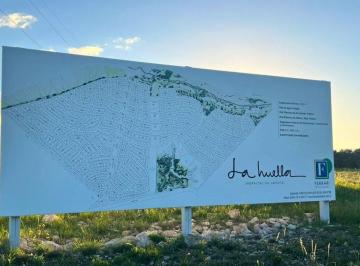 Terreno · 2500m² · Lote Barrio La Huella
