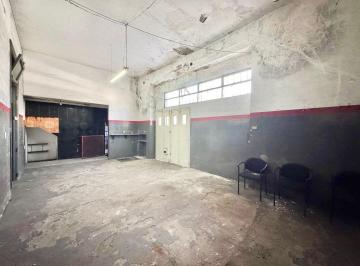 Bodega-Galpón · 165m² · Venta Galpon/ Deposito - Av Suarez, Barracas