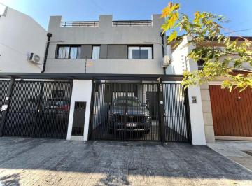 Casa · 95m² · 4 Ambientes · 1 Cochera · Venta Dúplex 4 Amb. Cochera, Terraza y Jardin