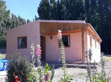 Casa · 100m² · 4 Ambientes · Casa en Los Antiguos