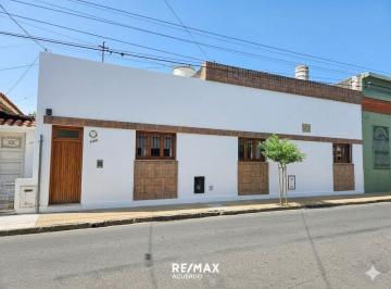 Casa · 98m² · 3 Ambientes · Venta Casa Centrica 2 Dorm San Nicolas Apta Cred